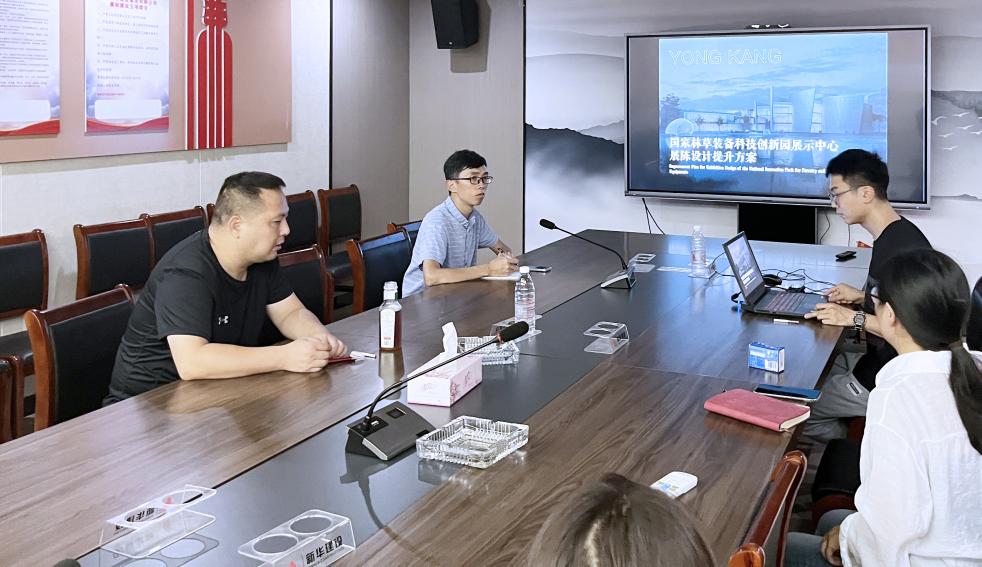提升教师社会服务能力，推进学院校企合作发展