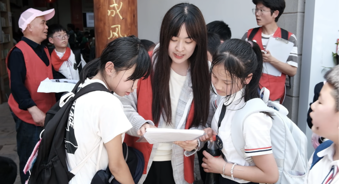 她的逆袭通关密码，都藏在这些 “第一次” 里