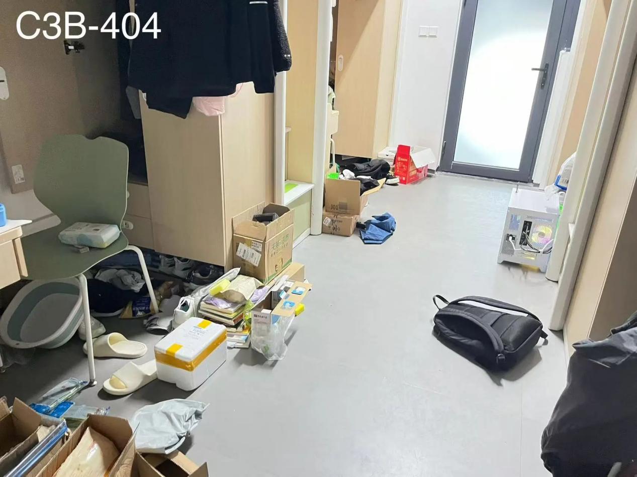 ffab13400b73427fade516ddf0ab0abe.Jpeg