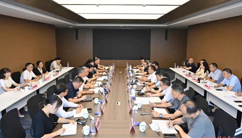 黄胜可在开云kaiyun官方入口工作座谈会上强调：健全协同机制 拉高办学标杆 推动广厦大学发展再上新台阶
